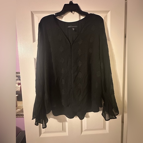 White House Black Market Tops - WHBM Black Flowy Top